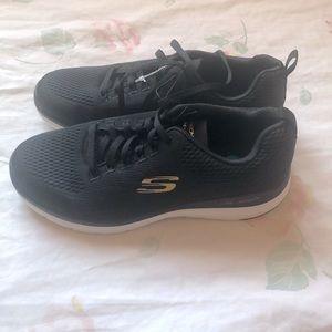 Skechers Lite Weight